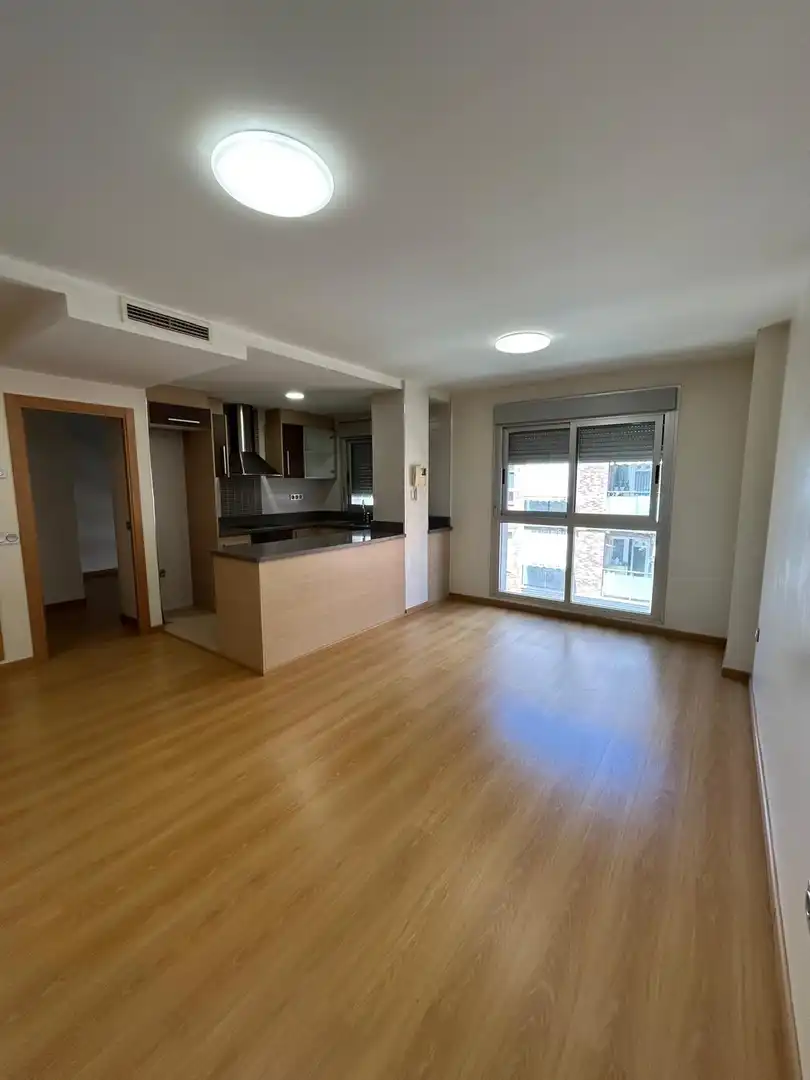 Cocina de Piso de alquiler en Mislata con Calefacción, Parquet y Trastero