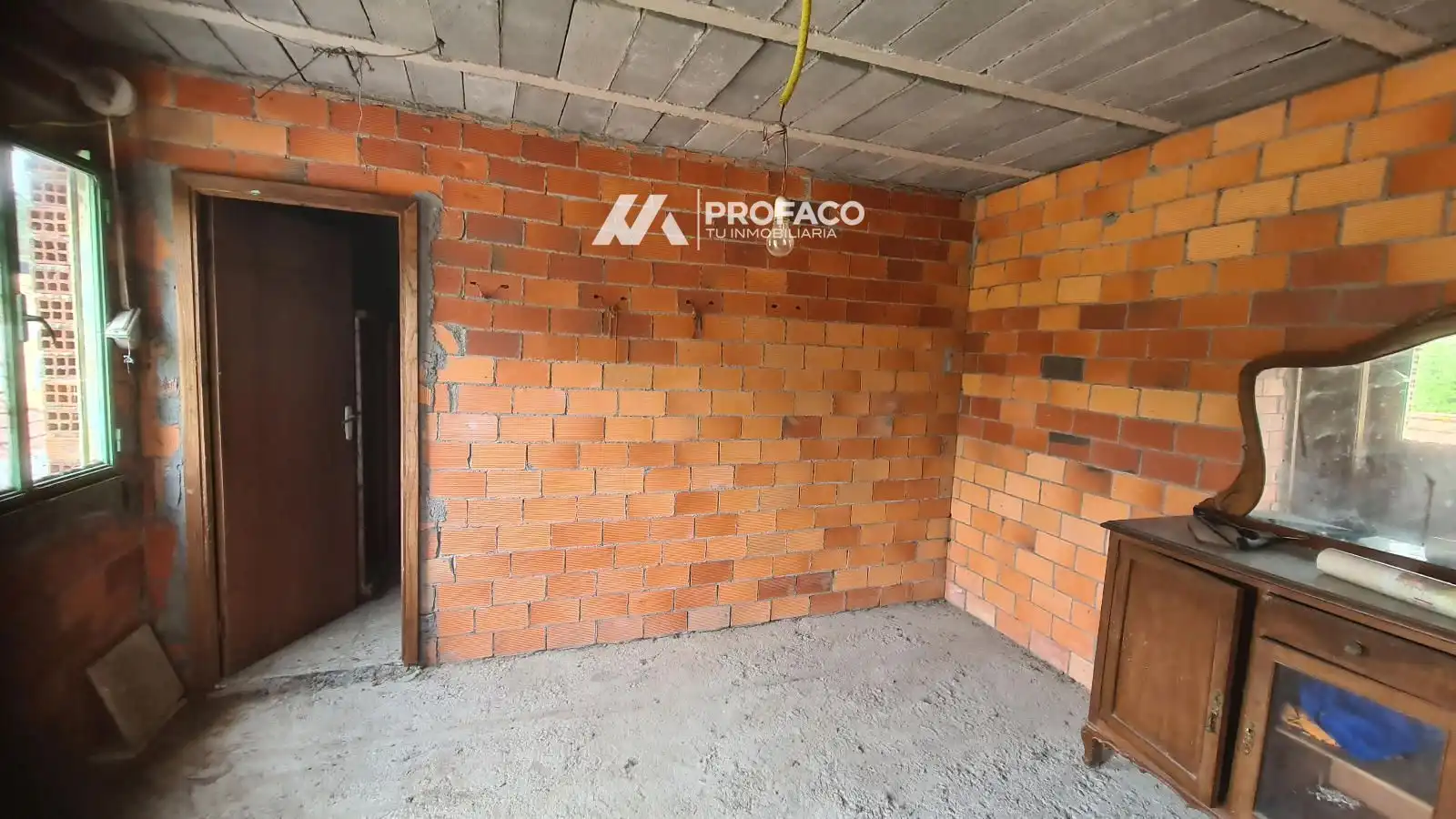 Casa adosada en venda en Punxín