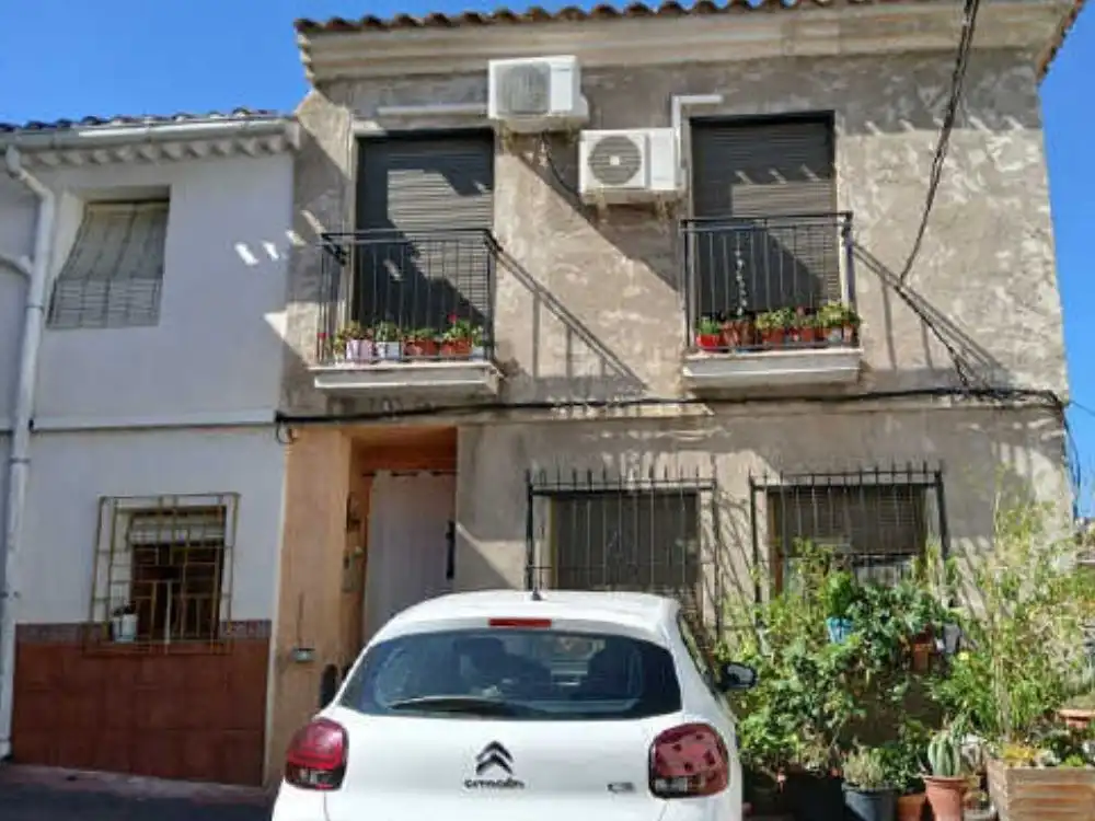 House for sale in CL. BARRERO 2 Planta Baja ÚNICA