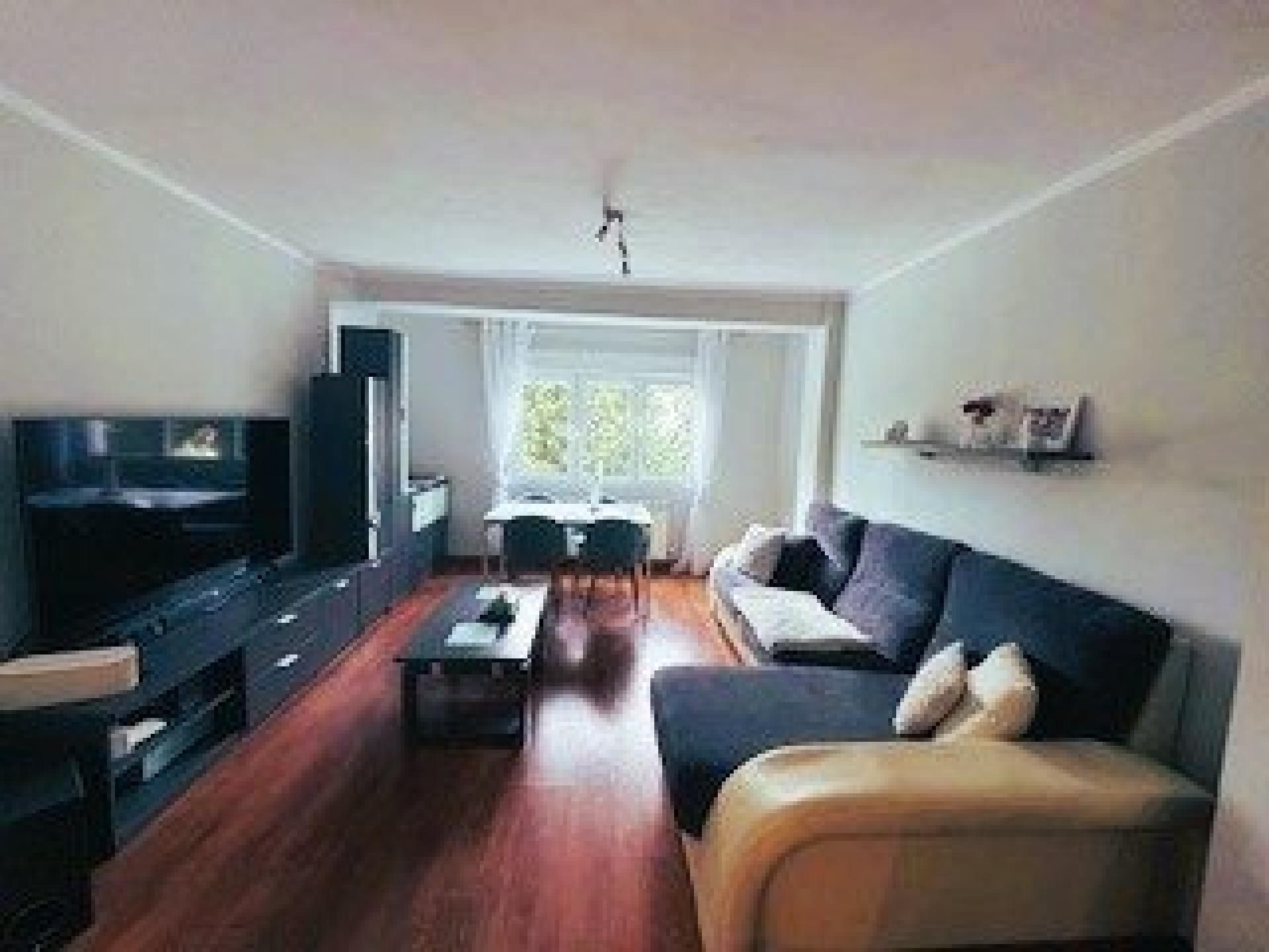 Sala d'estar de Pis en venda en Pravia amb Calefacció, Terrassa i Balcó