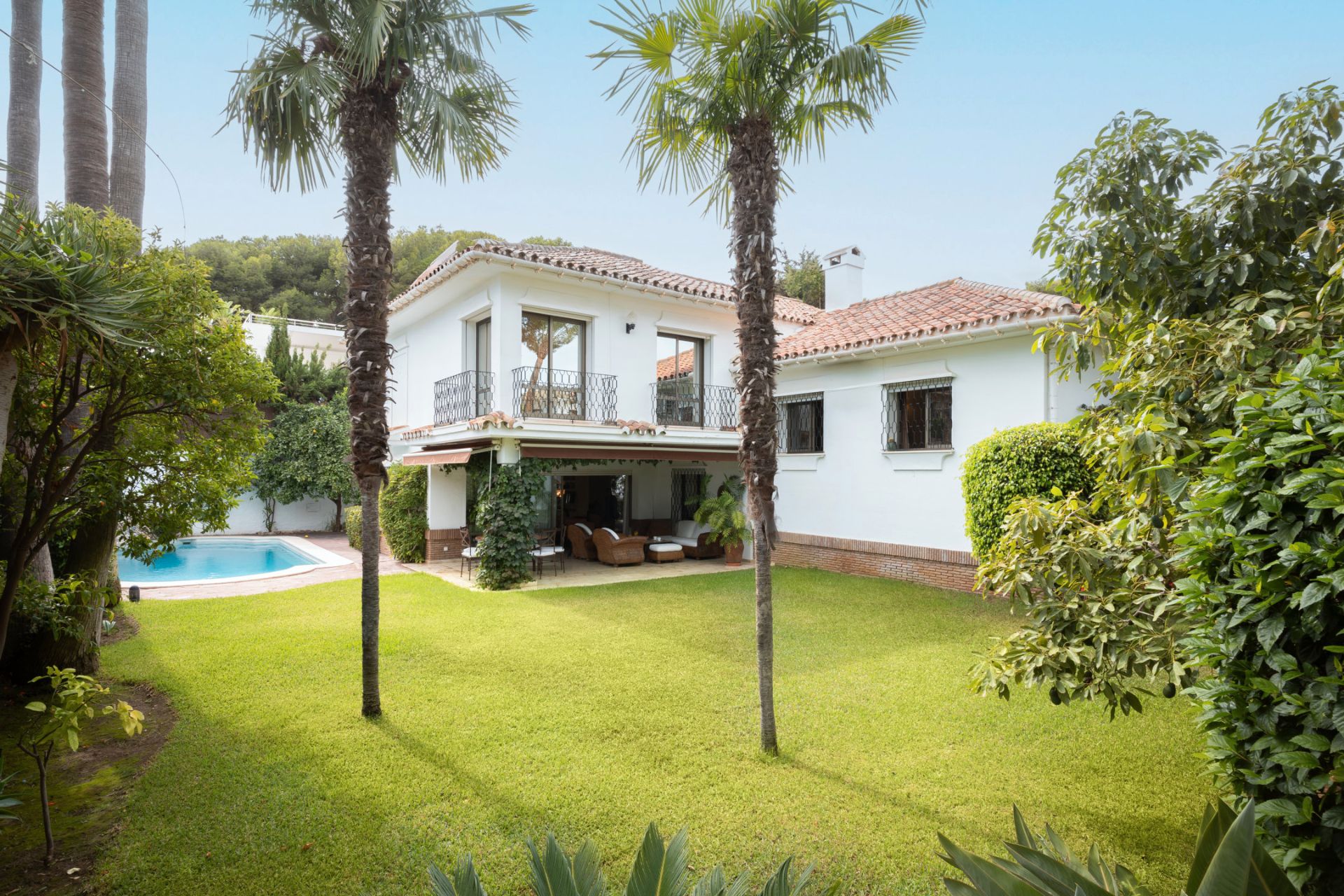 Jardí de Casa o xalet en venda en Marbella amb Aire condicionat, Calefacció i Jardí privat