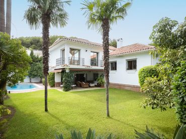 Casa amb piscina en venda a Río Real - Los Monteros