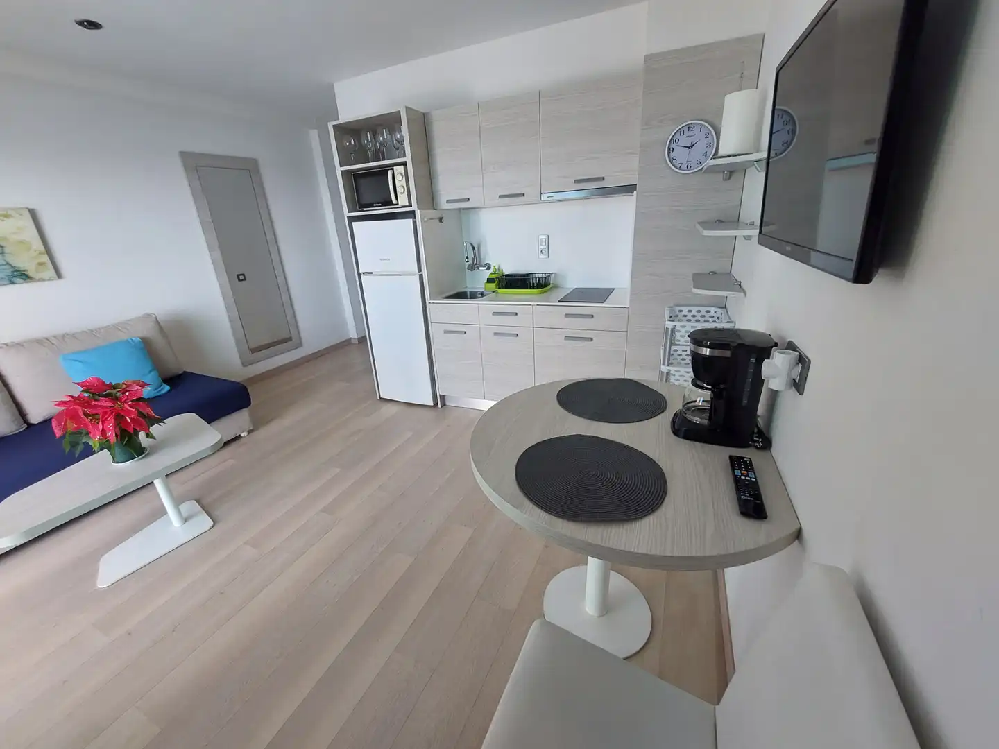 Kitchen of Apartments for rent in Mogán  with Furnished, Washing machine and Microwave