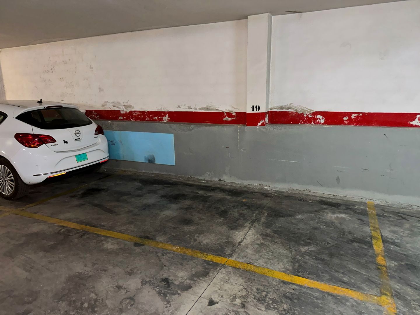 Aparcament de Garatge de lloguer en Dénia