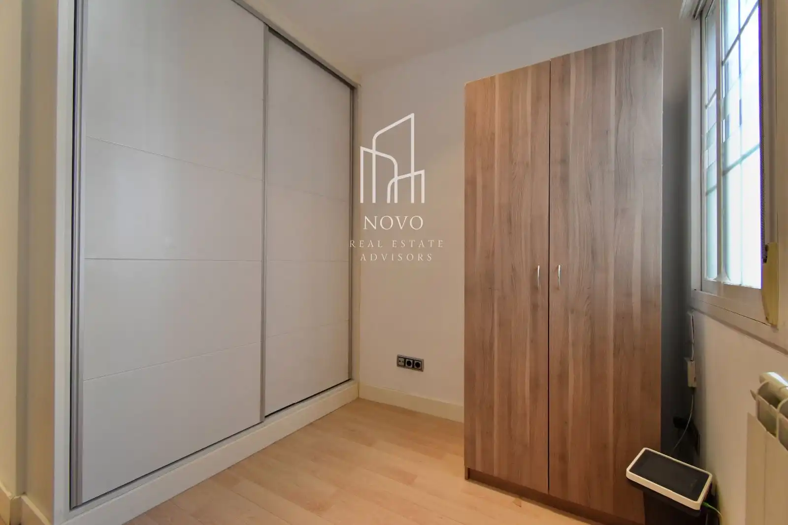 Schlafzimmer von Wohnung zur Miete in Madrid mit Klimaanlage, Heizung und Terrasse