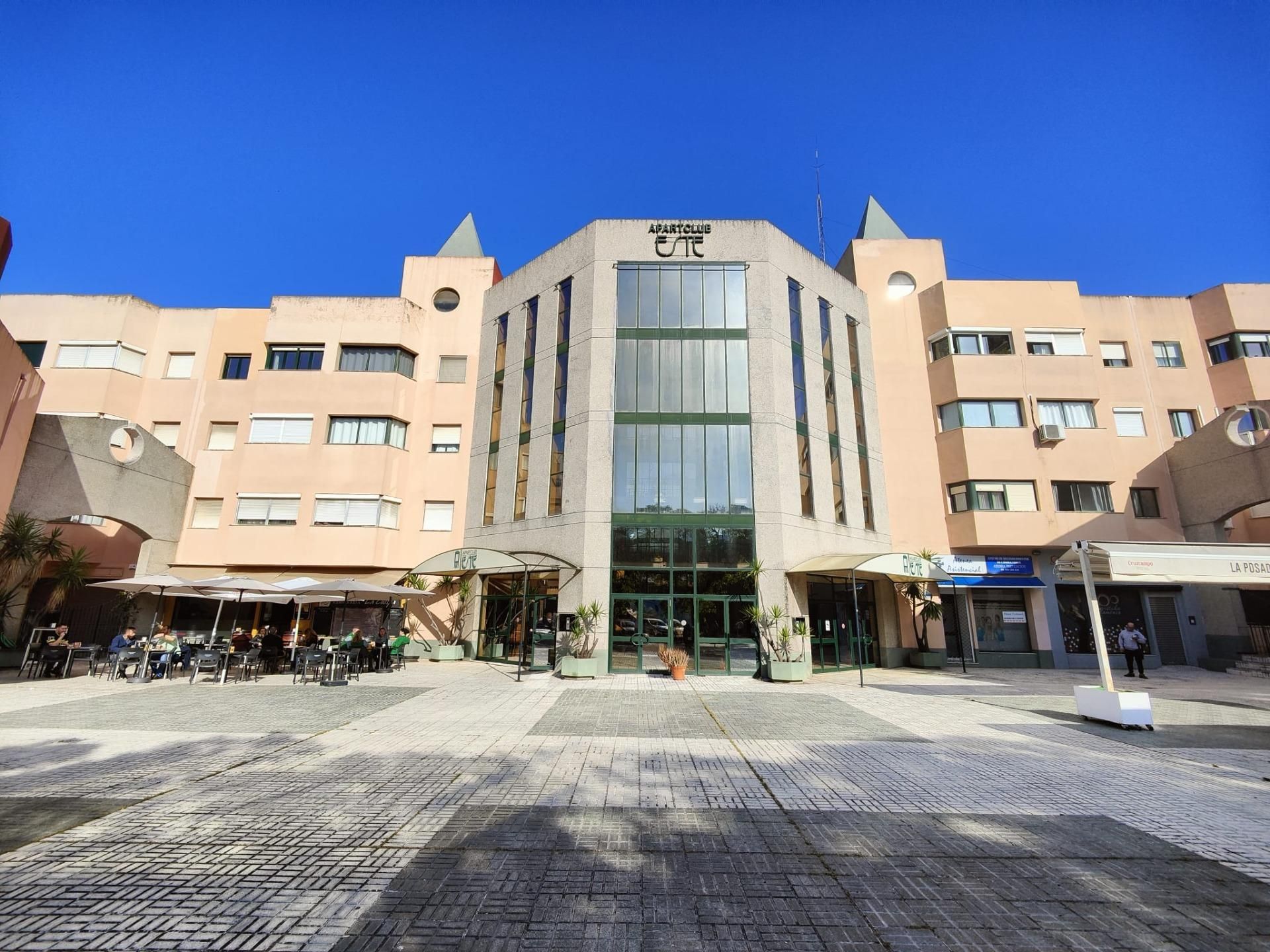 Apartamento de alquiler en  APARTCLUB ESTE, Parque Alcosa