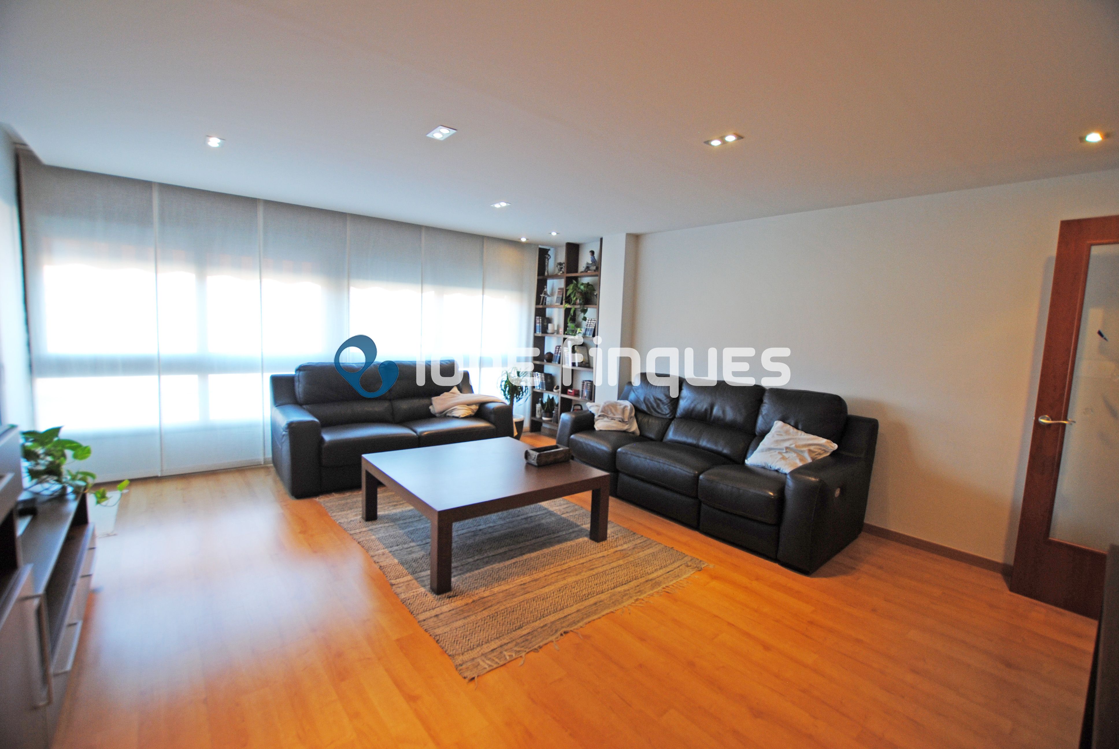 Sala de estar de Piso en venta en Sabadell con Calefacción, Balcón y Internet