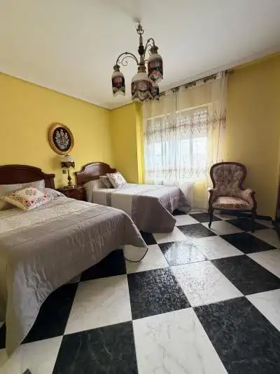 Habitación de Piso en venta en Badajoz con Calefacción, Terraza y Trastero
