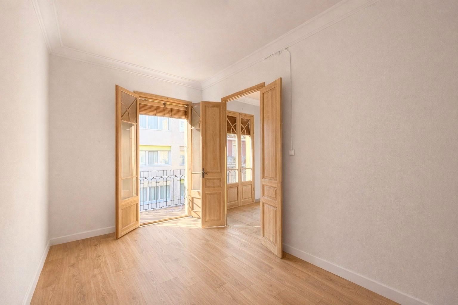 Dormitori de Pis en venda en  Barcelona Capital amb Aire condicionat, Parquet i Forn