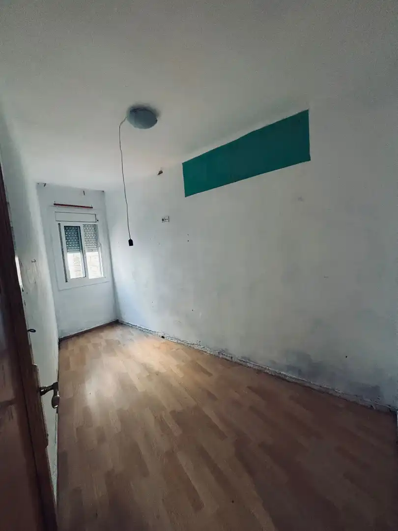 Schlafzimmer von Wohnung zum Verkauf in L'Hospitalet de Llobregat mit Parkett, Terrasse und Balkon