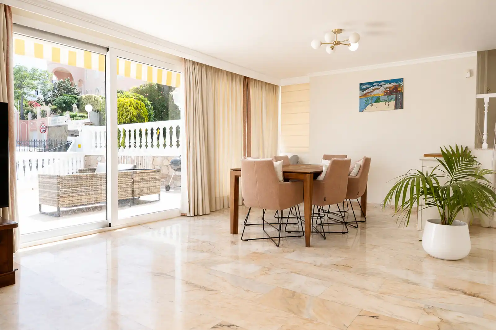 Dining room of Detached homes for sale in Benalmádena  with Air Conditioner, Private garden and Terrace