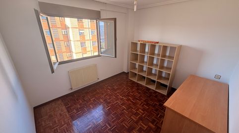 Foto 5 de Pis en venda a Calle Quin el Pescador, 3, HUCA - La Cadellada, Oviedo