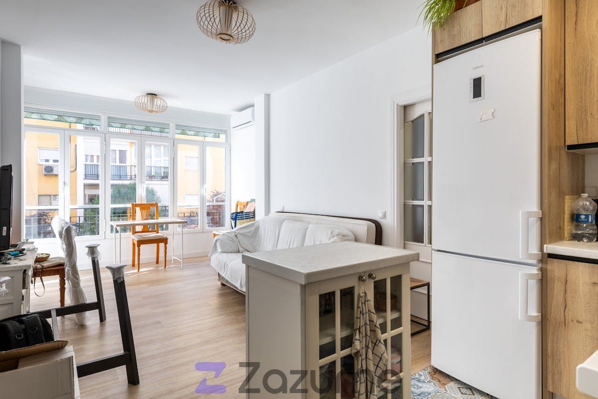 Bedroom of Flat to rent in  Madrid Capital  with Air Conditioner, Heating and Oven