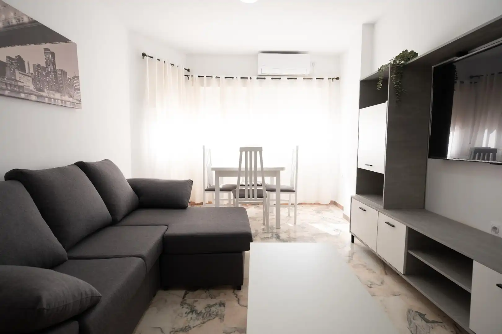 Apartamento de alquiler en Parque Alcosa