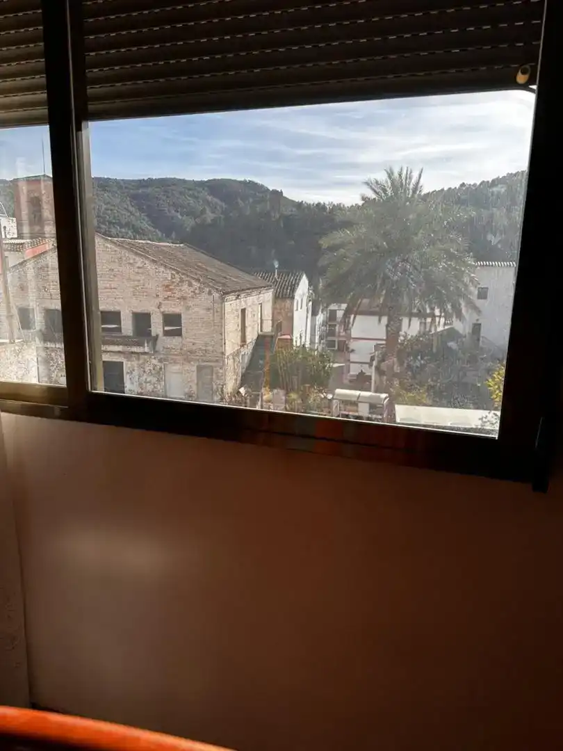 Vista exterior de Casa adosada en venda en Ayódar amb Moblat i Balcó