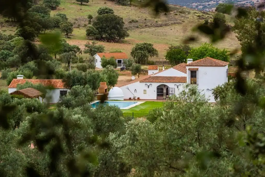 Garden of Houses for sale in La Granjuela  with Air Conditioner