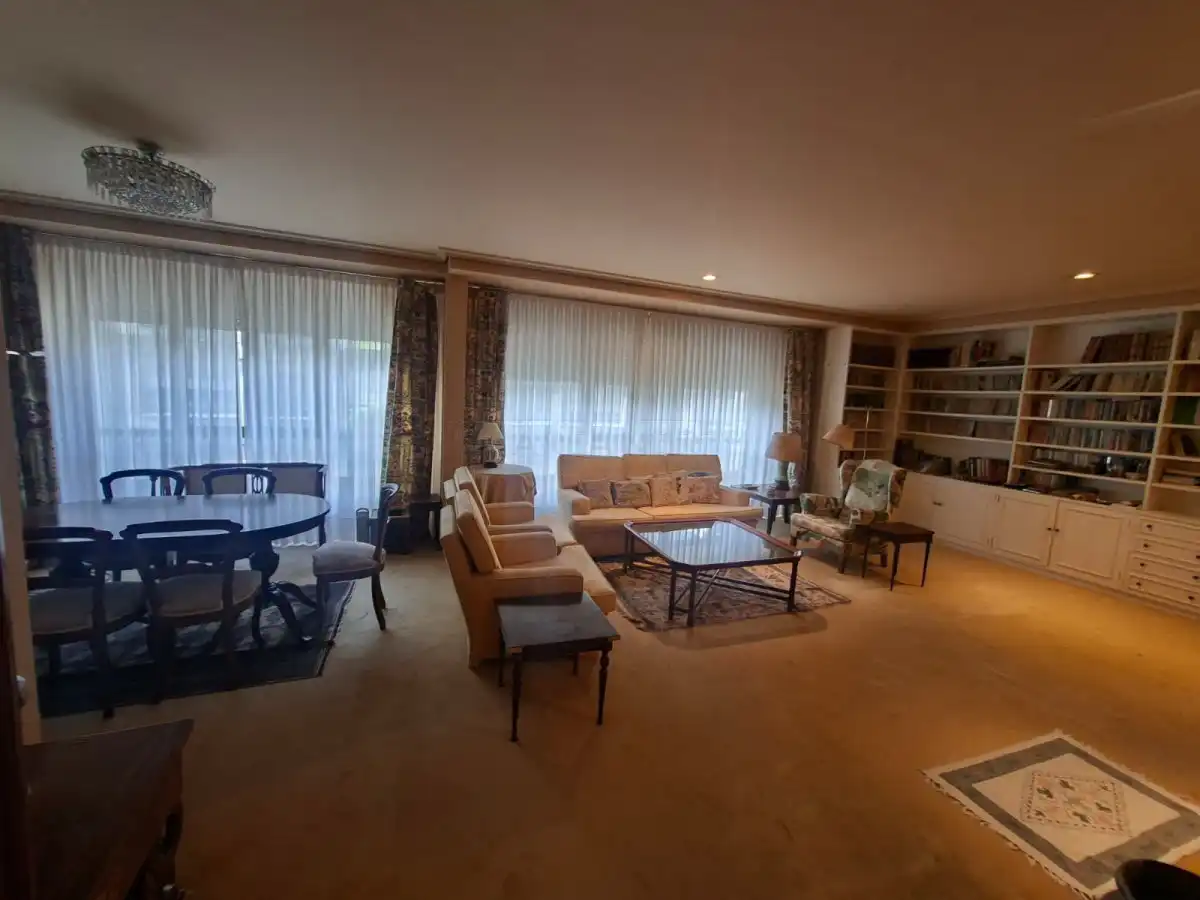 Sala d'estar de Pis en venda en Vitoria - Gasteiz amb Calefacció, Parquet i Terrassa