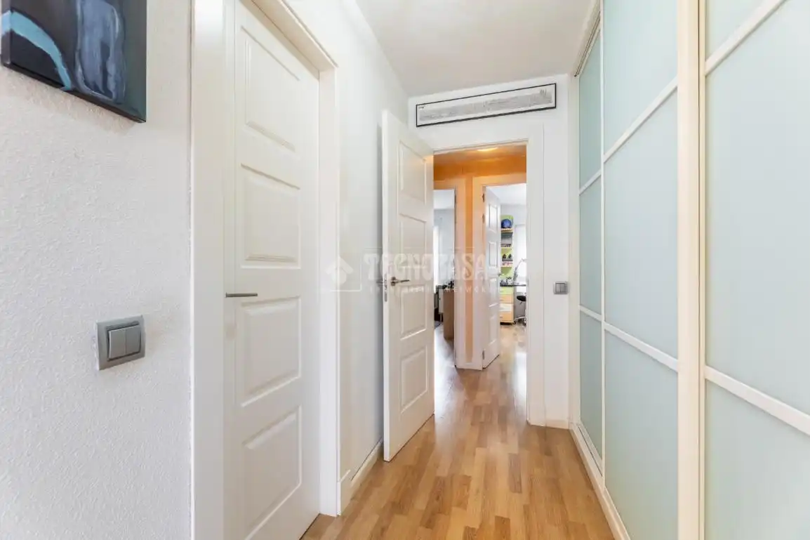 Wohnung zum Verkauf in Hoyo de Manzanares mit Klimaanlage, Heizung und Gemeinschaftspool