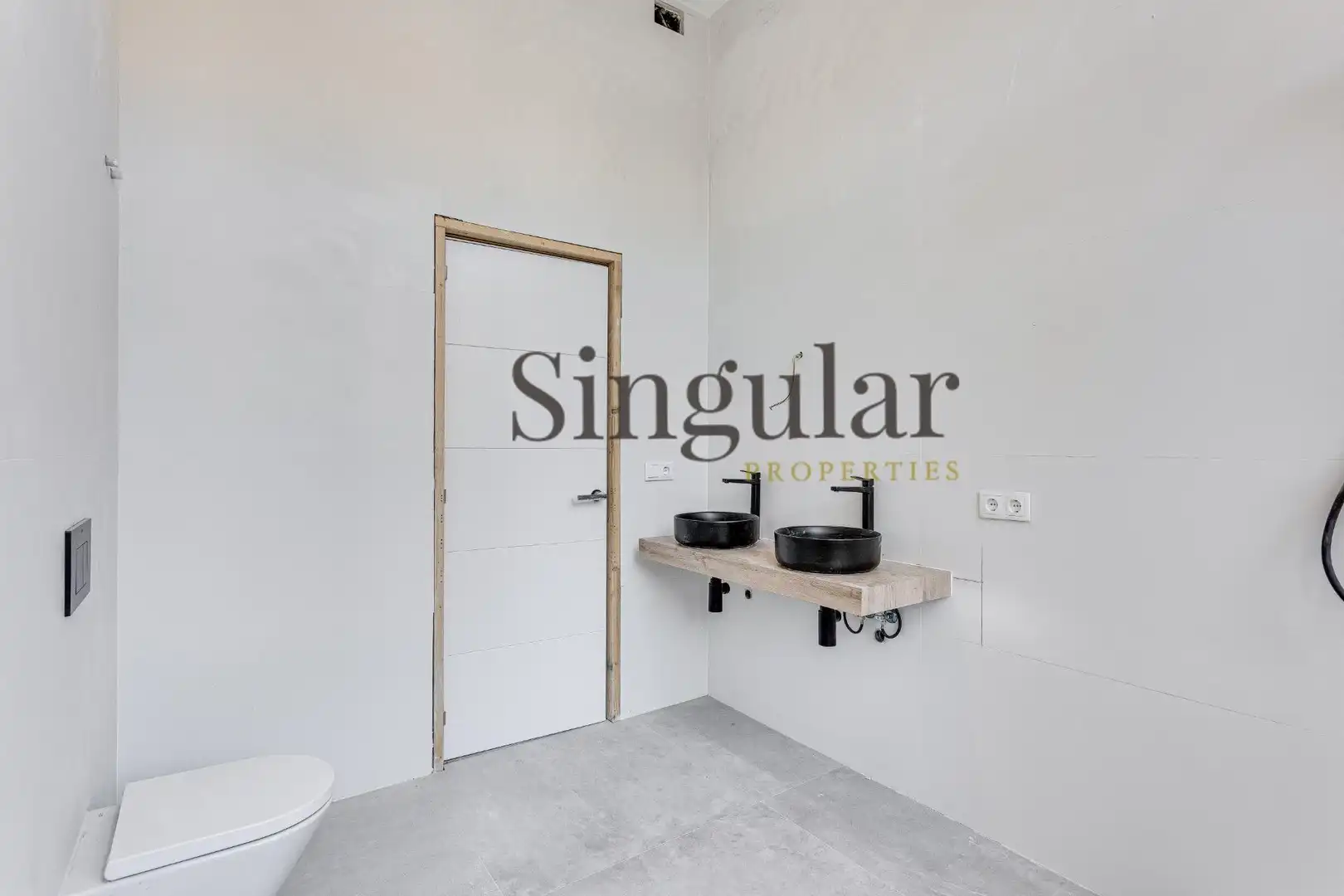 Habitación de Ático en venta en Barcelona con Aire acondicionado, Calefacción y Terraza
