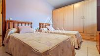 Bedroom of House or chalet for sale in Reus  with Air Conditioner and Swimming Pool