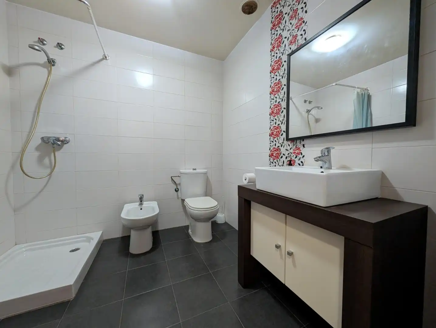 Baño de Ático en venta en Gandia con Terraza, Trastero y Balcón
