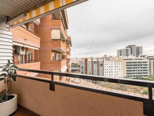Piso en Venta en La Maternitat i Sant Ramon