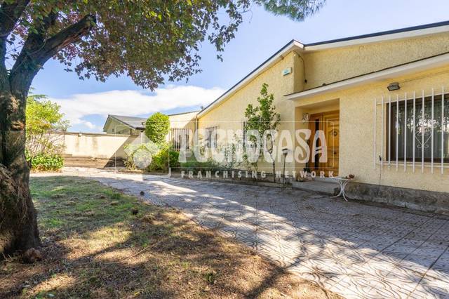 Casa-chalet en Venta en Fuente Santa
