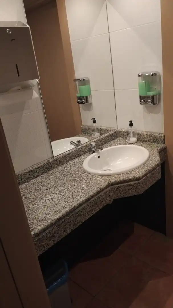 Bathroom of Commercial properties for rent in Berriozar  with Air Conditioner, Heating and Furnished