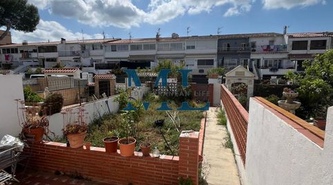 Foto 2 de Casa adosada en venta en Salvador Dalí, Centre, Sant Pere de Ribes