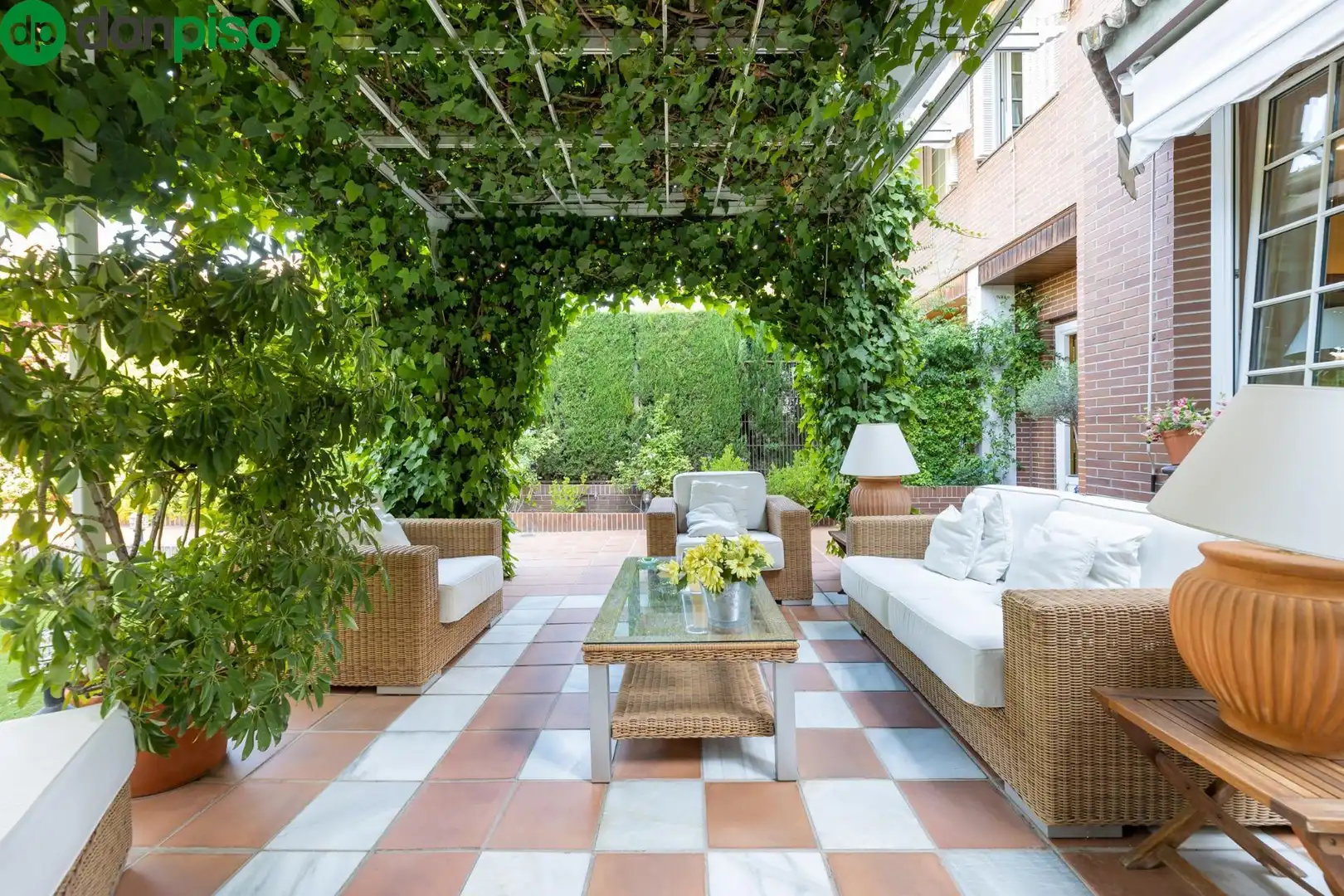 Terrace of Detached homes for sale in Granada  with Air Conditioner, Heating and Private garden
