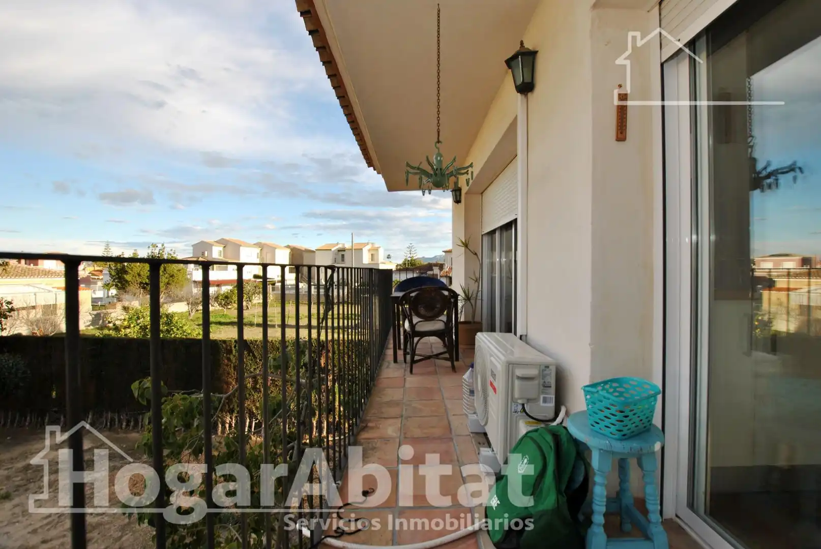 Jardí de Casa o xalet en venda en Oliva amb Aire condicionat, Jardí privat i Terrassa