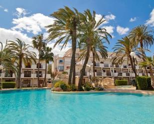 Vista exterior de Apartament de lloguer en Dénia amb Jardí privat, Terrassa i Piscina