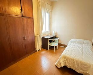 Bedroom of Flat to share in  Zaragoza Capital  with Terrace