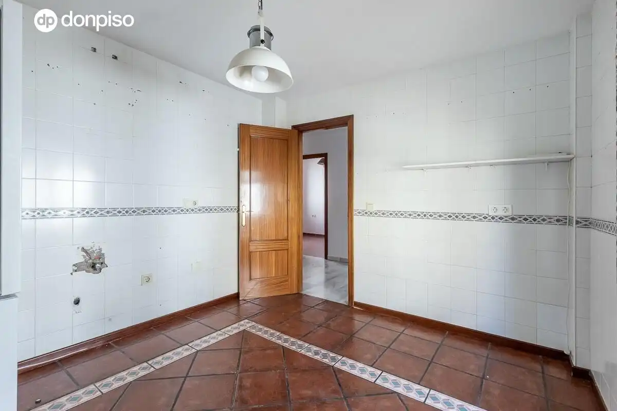 Terraced house for sale in Calle CHECOSLOVAQUIA, imagen 10