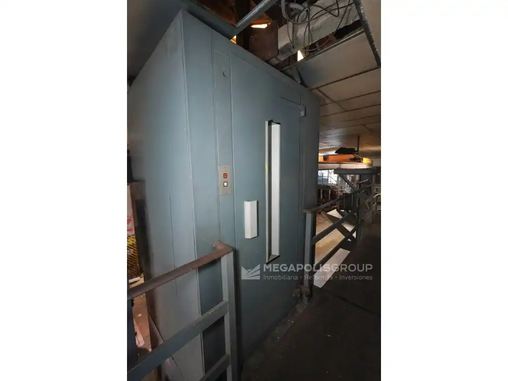 Nave industrial in vendita a Calle Josep Finestres, imagen 44