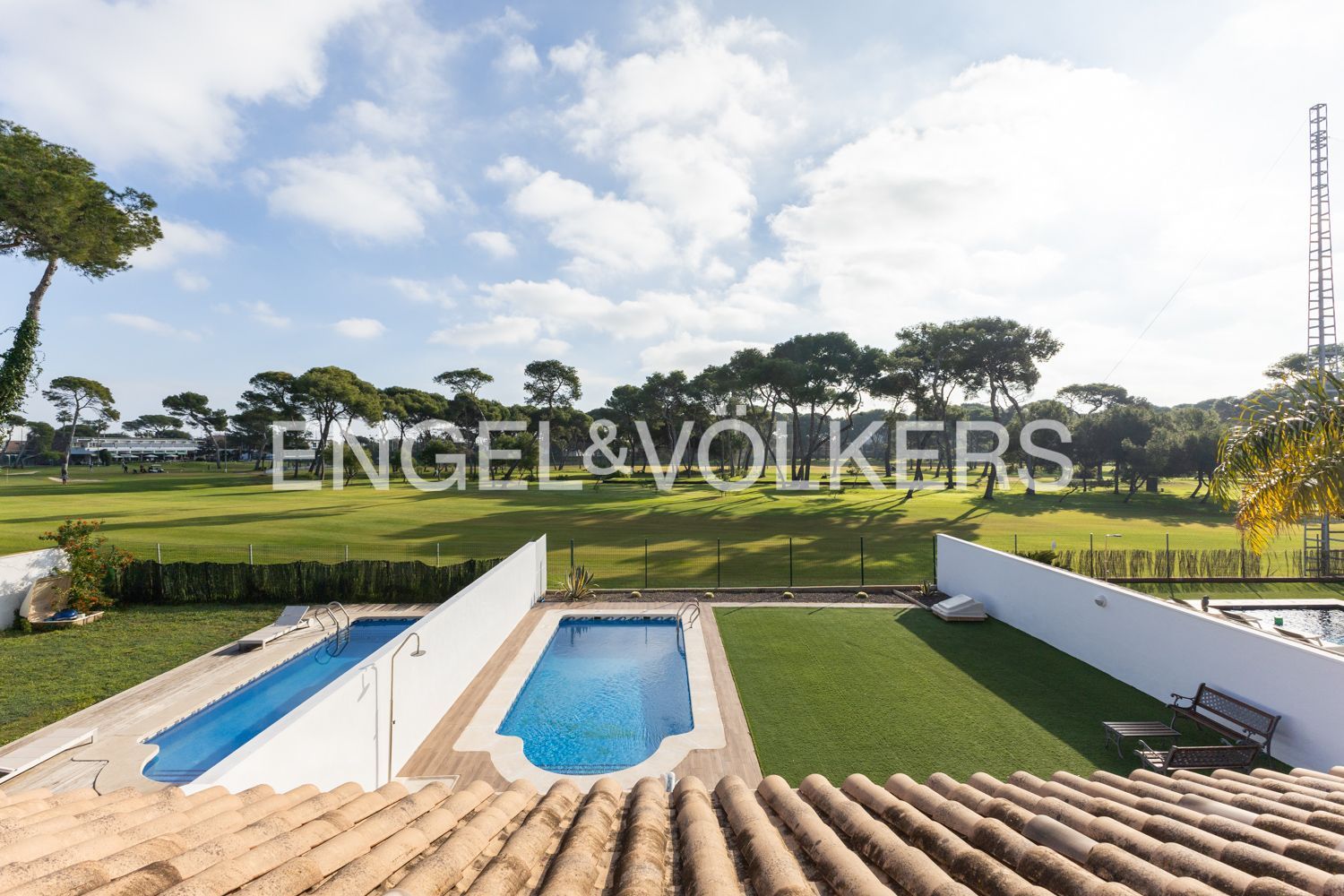 Exterior view of Single-family semi-detached to rent in Castellón de la Plana / Castelló de la Plana  with Air Conditioner, Heating and Private garden
