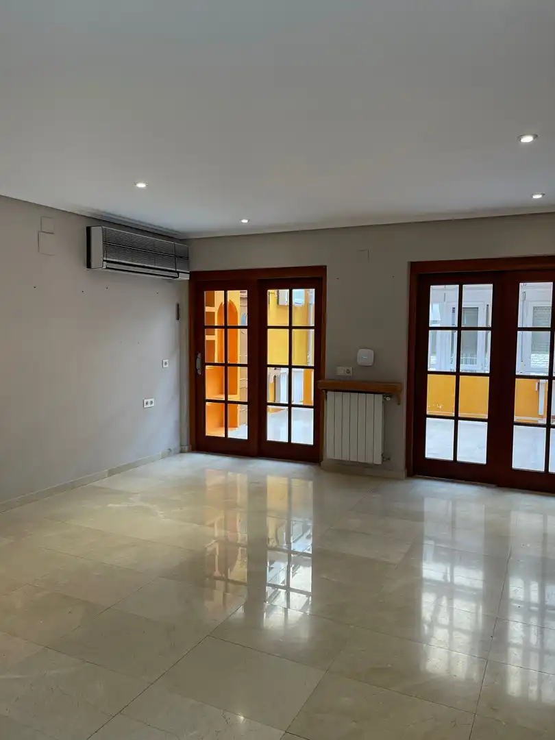 Casa o xalet en venda en Plasencia amb Aire condicionat, Calefacció i Jardí privat