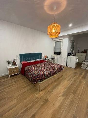 Piso en Venta en Carrer de Menéndez Y Pelayo en Hospital - Plaza del Real