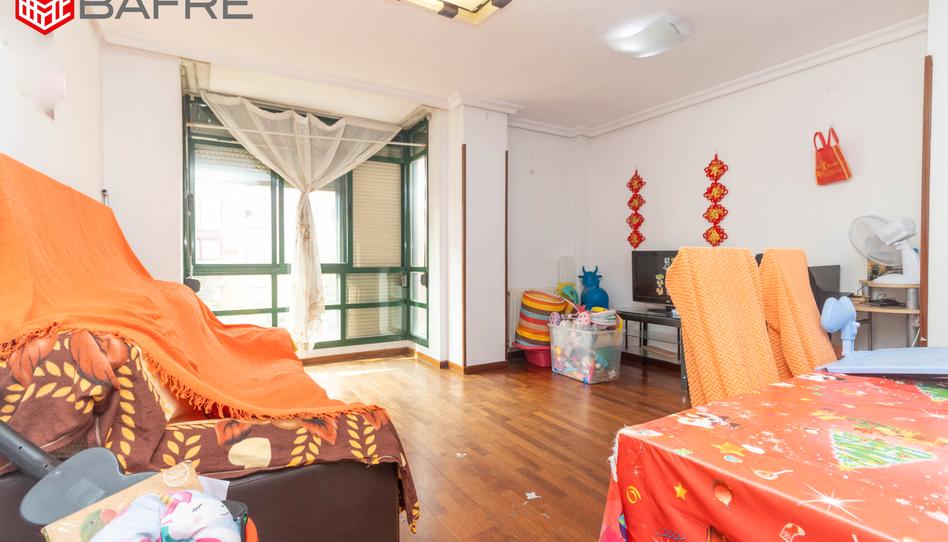 Photo 1 of Flat for sale in Calle Periana, San Fermín, Madrid