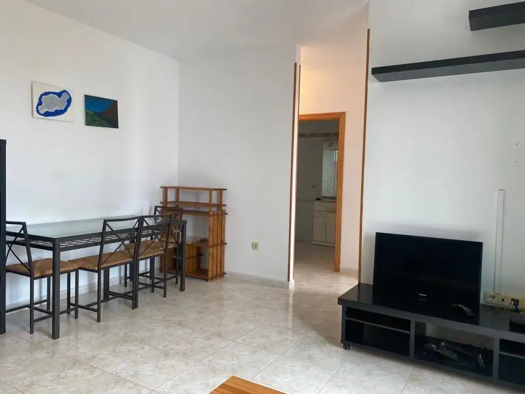 Sala de estar de Apartamento en venta en Teguise con Terraza, Amueblado y Piscina comunitaria