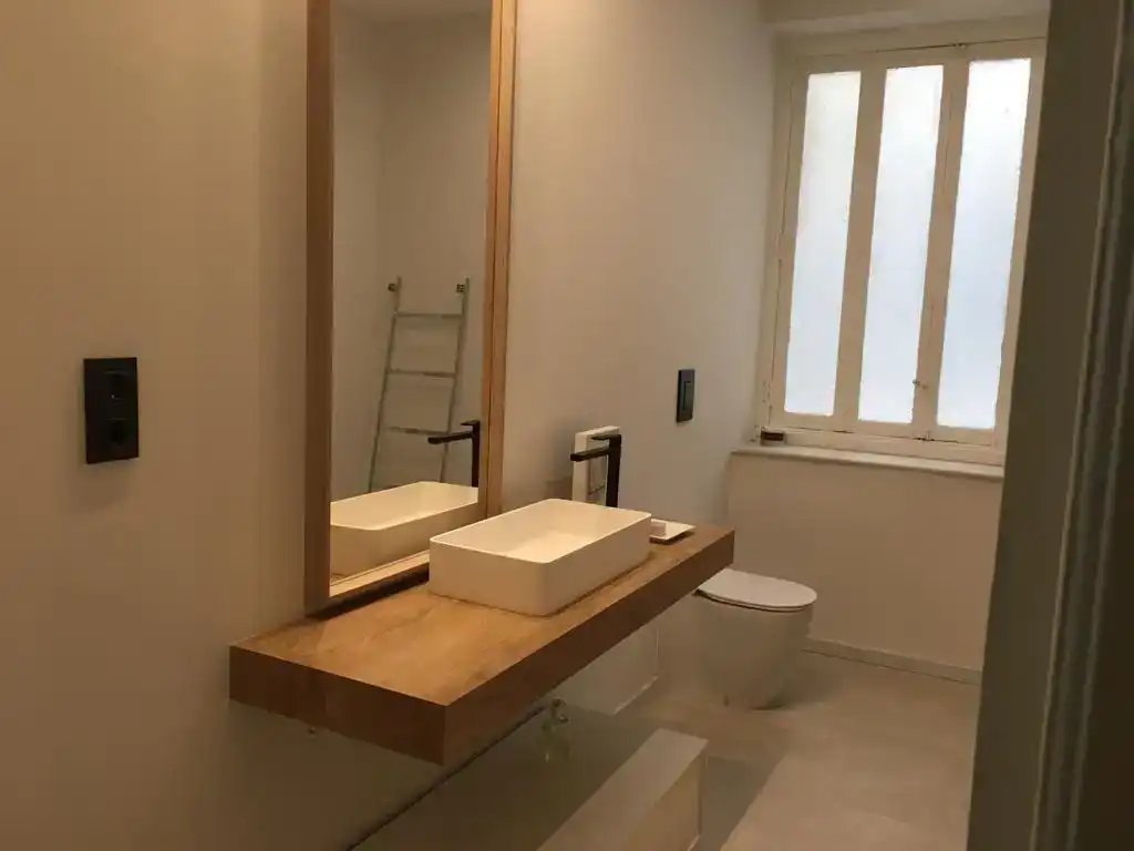 Baño de Piso de alquiler en  Valencia Capital con Aire acondicionado y Balcón