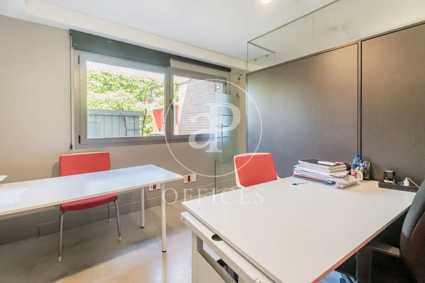 Office for rent in Madrid  with Air Conditioner