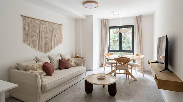 Piso en Venta en Calle FERRANDIZ en Gibralfaro