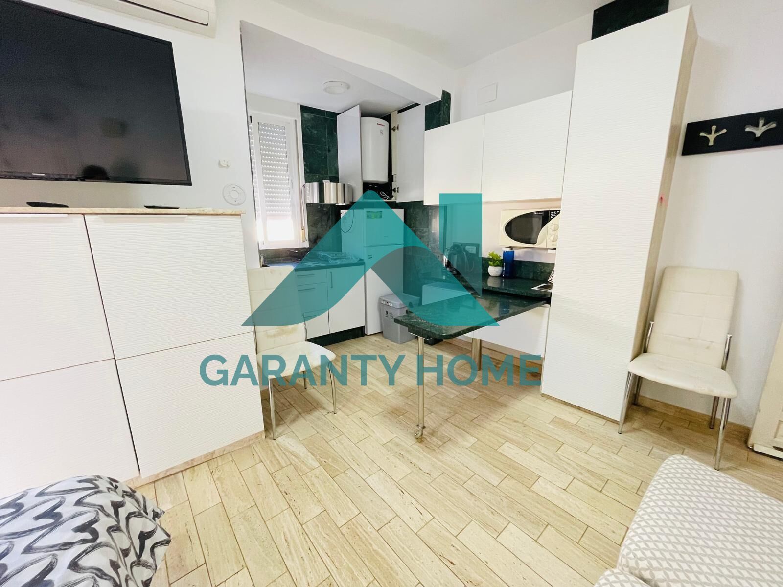 Kitchen of Apartment for sale in Cáceres Capital
