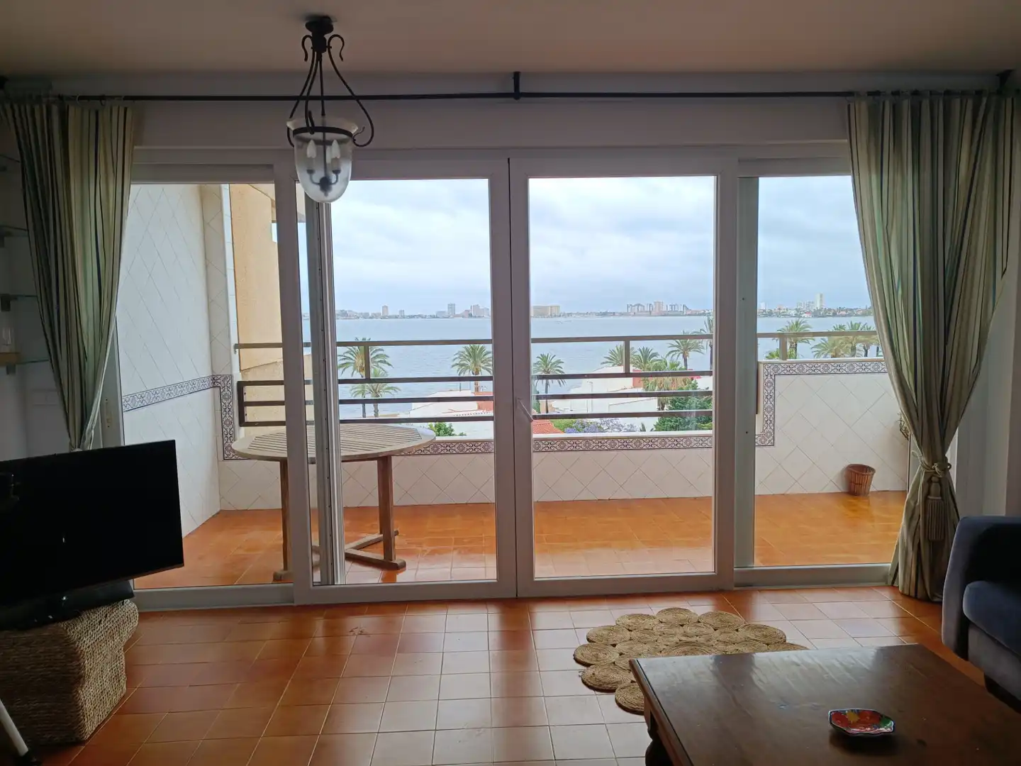 Piso de alquiler en Avenida Julietta Orbaiceta, Playa Honda - Playa Paraíso