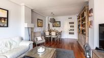 Living room of Apartment for sale in Alcobendas  with Air Conditioner, Heating and Parquet flooring