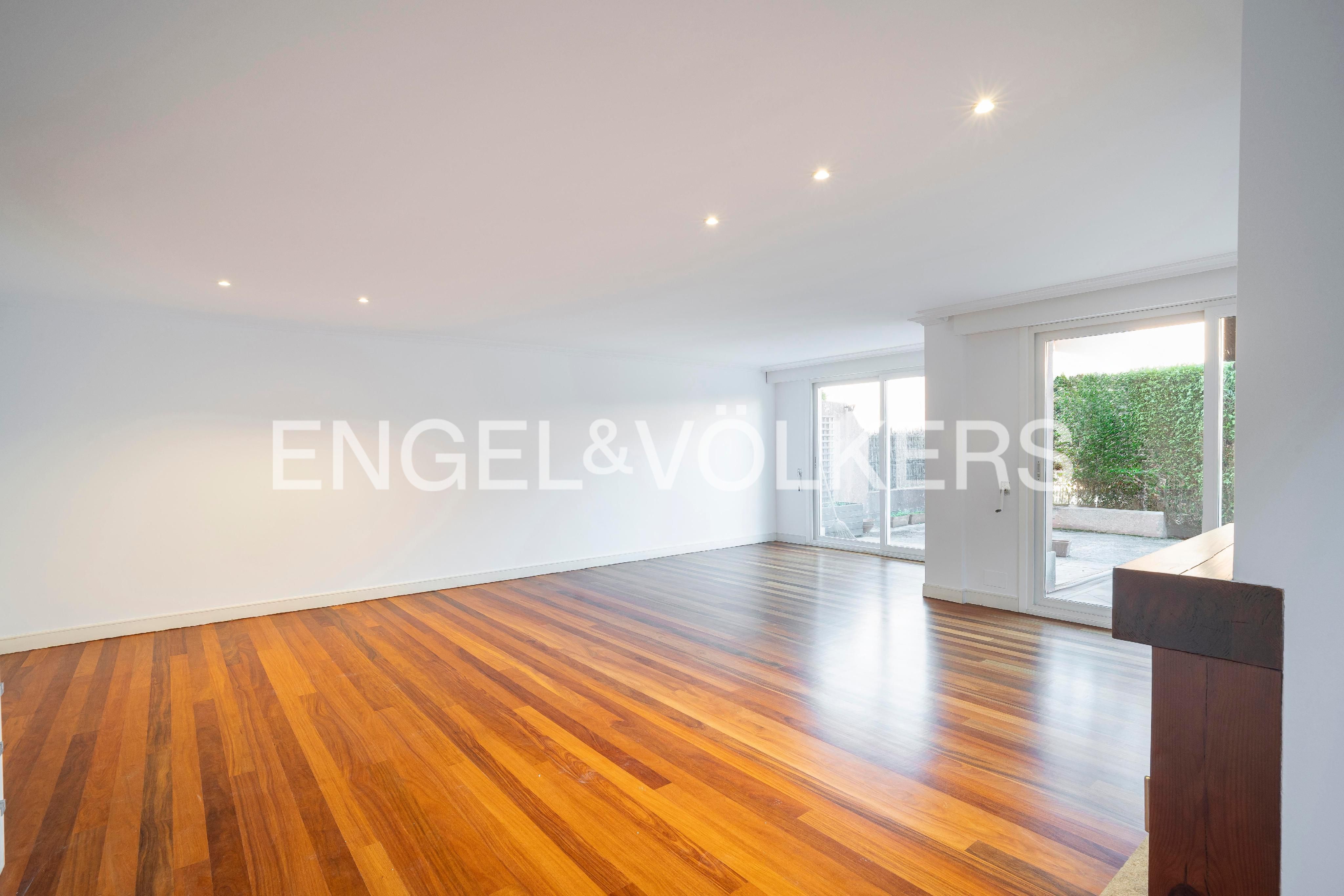 Living room of Single-family semi-detached for sale in Oleiros  with Heating, Private garden and Terrace