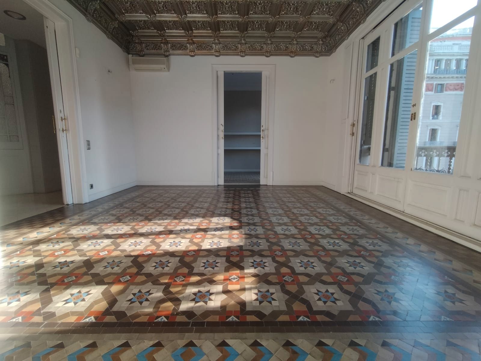 Office to rent in  Barcelona Capital  with Air Conditioner, Heating and Terrace