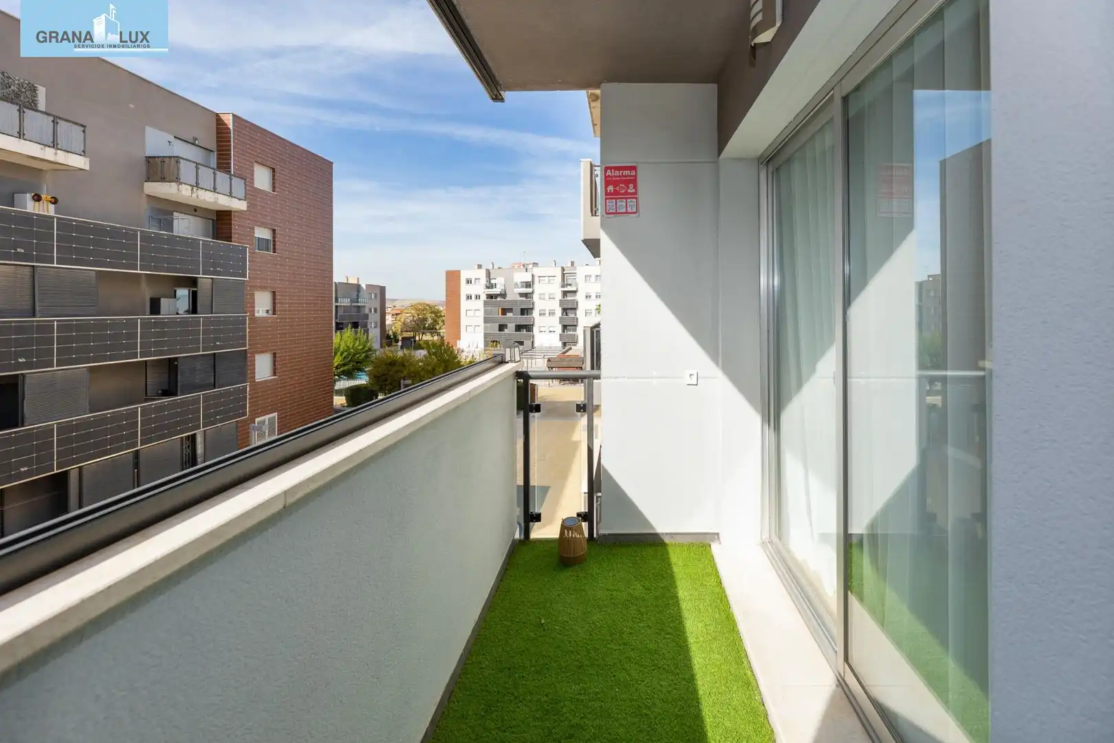 Terraza de Piso en venta en Alhendín con Aire acondicionado, Terraza y Piscina comunitaria
