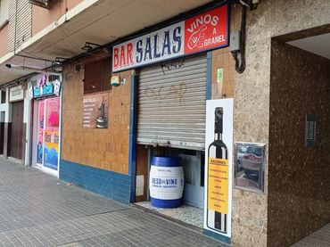 Local comercial en venda a Calle Jardines de la Concordia 5